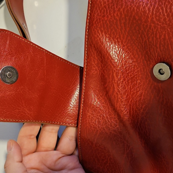 MATT & NAT Red Large Bag Purse Y2K Adjustable Straps Vegan Leather - Picture 6 of 9